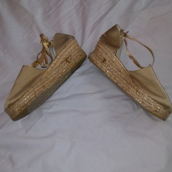 YSL Shimmer Metallic Platform Espadrilles - Picture 7 of 12